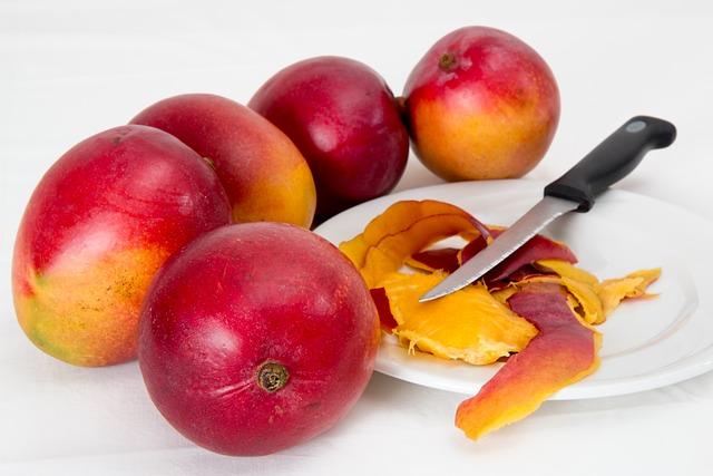Někteří dobré ovoce se skrývá: Prozkoumejte trhy a farmy pro kvalitní mango